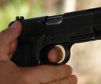 Flexibilização de 2019 levou pistolas potentes a dobrar em apreensões no Sudeste