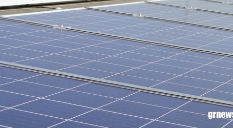 Economia: Pará de Minas instalará mais cinco usinas fotovoltaicas na rede municipal de ensino