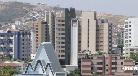 Lei isenta multa e juros de impostos municipais em Pará de Minas; vencimento da cota única do IPTU é prorrogada