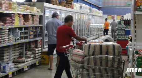 Decreto estende horário de funcionamento de supermercados, padarias e pet shops em Pará de Minas