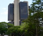 Juros altos superam impacto de gastos e se tornam o principal motor da dívida pública