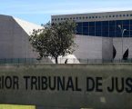 STJ suspende processos sobre aluguéis de temporada em condomínios