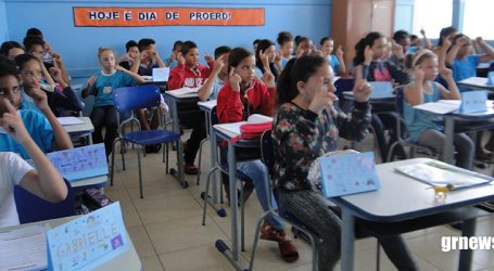 Aulas continuam nas escolas de Pará de Minas e PROERD deve formar 560 estudantes no fim do ano