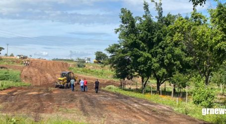 Definida empresa que pavimentará avenida João Pinheiro, via de acesso ao novo cemitério de Pará de Minas