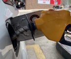 Subsídio para conter alta da gasolina deve reduzir preço nas bombas e custará bilhões à União