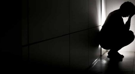 Psiquiatra lista 3 disfunções hormonais que se associam à depressão na mulher