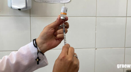 Pará de Minas receberá nova remessa com mais 3,4 mil doses de vacinas contra a Covid-19