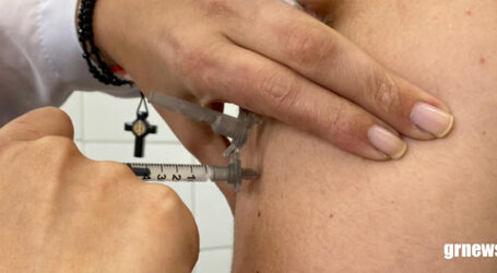 Pará de Minas vacinará pessoas acima de 18 anos nesta semana; veja cronograma completo