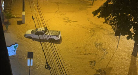 Chuva volta a causar transtornos com água invadindo imóveis, alagando ruas e avenidas de Pará de Minas
