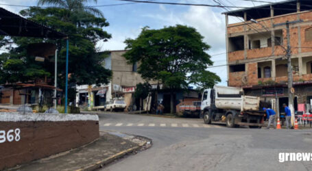 Pará de Minas realiza operação tapa-buraco em ruas e avenidas, após chuvas intensas