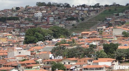 Boa notícia: retomadas licitações para construção de quadra do Grão-Pará e praça no Recanto da Lagoa