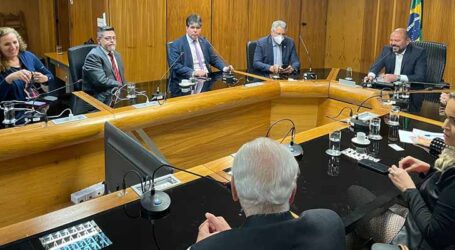 Deputado Eduardo Barbosa participa de reunião com o Ministro do Trabalho e Previdência