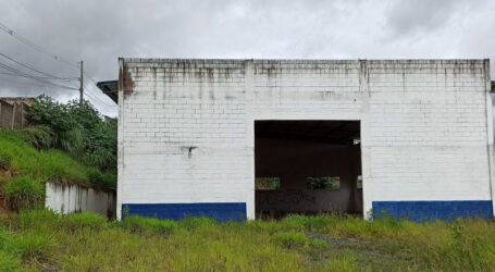 Apenas uma empresa habilitada para reformar galpão da Secretaria de Educação