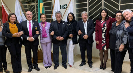 Rotary Club Pará de Minas empossa nova diretoria