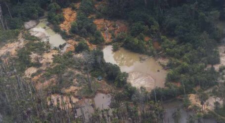 Garimpo ilegal continua e inviabiliza atendimento de saúde do povo Yanomami