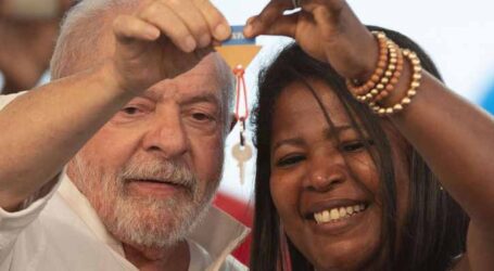 Lula assina MP que retoma o Minha Casa, Minha Vida