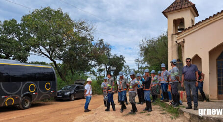 GRNEWS TV: Equipe passa por capacitação para colocar em prática programa criado para asfaltar as estradas rurais de Pará de Minas