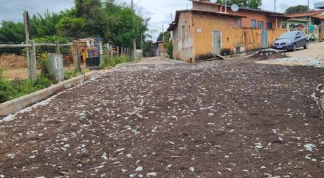 Pará de Minas conclui cerca de 4 mil metros quadrados de calçamento em ruas de bairros e distritos