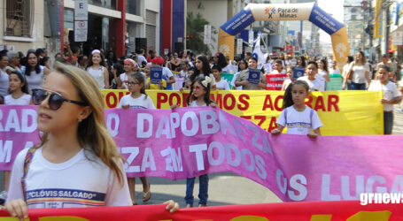 GRNEWS TV: Tradicional Desfile Cívico celebra os 164 anos de emancipação político-administrativa de Pará de Minas