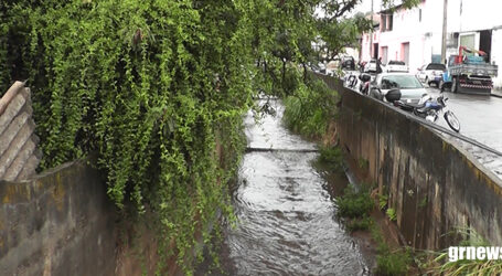 GRNEWS TV: Elias Diniz apresenta projeto de drenagem pluvial na Presidente Vargas e recebe aval de empresários