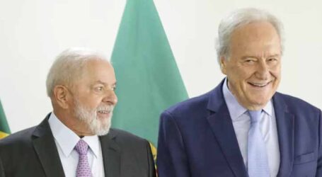 Presidente Lula assina nomeação de Lewandowski no Ministério da Justiça