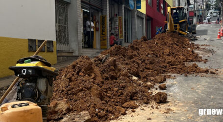 GRNEWS TV: Prefeito diz que obra na rede drenagem pluvial no Centro de Pará de Minas será concluída em breve