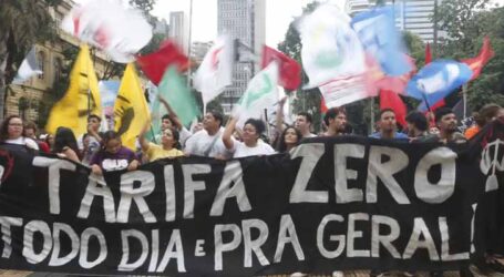 Movimento Passe Livre faz manifestação em São Paulo contra aumento da tarifa