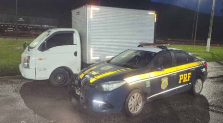 Veículo furtado é recuperado na rodovia Fernão Dias em Itatiaiuçu