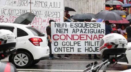 Ativistas ocuparam as ruas de várias cidades em defesa da democracia brasileira