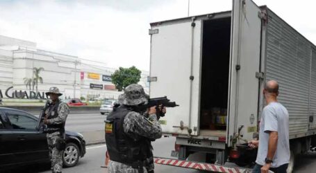 Nove caminhões de cargas foram roubados por dia no Rio de Janeiro em 2023