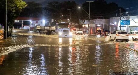 Aumenta para 175 o número de mortos no RS após enchentes
