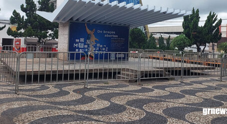 GRNEWS TV: A Praça da Matriz está abandonada. Morador de rua que não quiser tratamento, voltará para onde veio