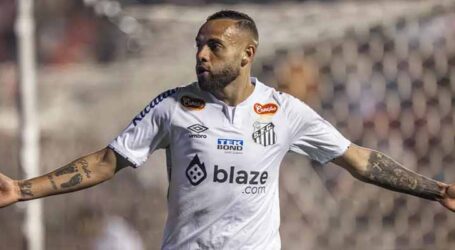 Santos vence e fica perto do acesso para a Série A do Brasileirão