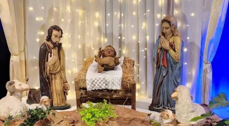 Continua aberta visitação gratuita do Grande Presépio de Sica na Escola de Artes e Ofícios, um tributo ao Natal e a arte ceramista