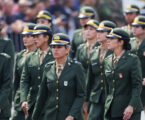 Em apenas dois dias, sete mil mulheres se alistam no serviço militar