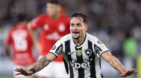 Artur decide nos minutos finais e Botafogo vence Estudiantes em confronto emocionante pela Libertadores