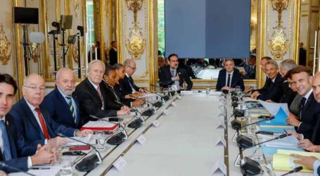 Impasse no acordo UE-Mercosul: Macron exige “cláusulas-espelho” e Lula defende o Brasil