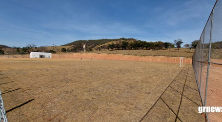 Presidente da Câmara critica falta de fiscalização em obra financiada com recurso da multa da Vale na comunidade de Meireles