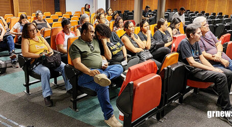Negociações sobre reajuste dos servidores municipais seguem em debate na Câmara de Pará de Minas. Reunião com prefeito será decisiva
