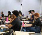 Mensalidades das faculdades particulares registram queda e expõem maior exigência dos estudantes por custo-benefício