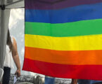 Processos por preconceito e discriminação contra a população LGBTQIAPN+ apresentam forte crescimento no Brasil