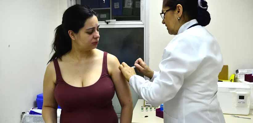 SUS inicia vacinação de gestantes em dezembro contra o VSR para proteger bebês da bronquiolite