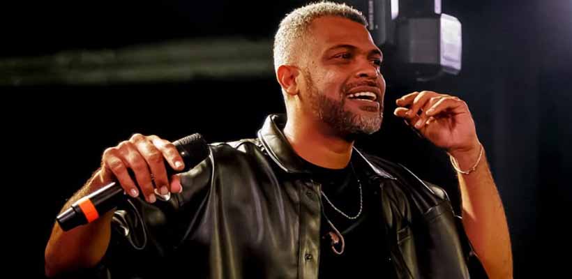 GRNEWS TV: Marcus Ferreira enaltece grupo que moldou sua trajetória musical diversificada