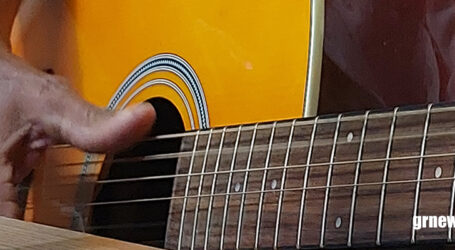 GRNEWS TV: Moisés Mendes relembra infância musical e celebra legado familiar que inspira gerações