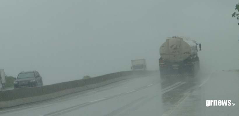 GRNEWS TV: Período chuvoso é marcado por riscos ocultos e Defesa Civil reforça cuidados em viagens e cachoeiras