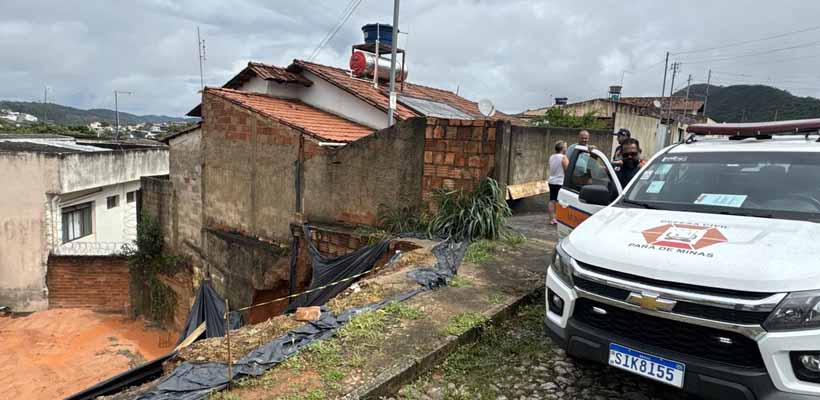 Defesa Civil amplia monitoramento e reforça alertas diante de período crítico de chuvas em Pará de Minas. Uma casa foi interditada