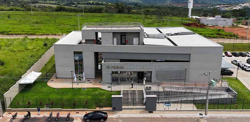 Comarca centenária de Pitangui recebe novo fórum moderno e com acessibilidade para atender cinco municípios