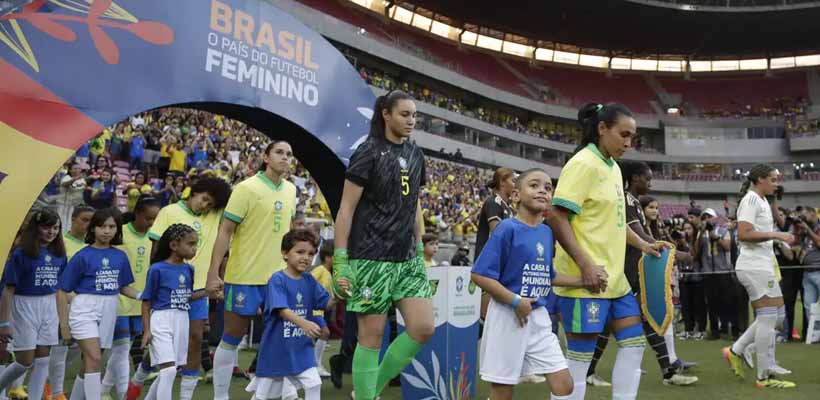 Seleção brasileira feminina fará amistosos em palcos da Copa do Mundo